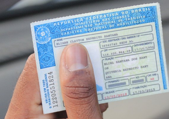 Sindicato diz que 6 autoescolas fecharam em Alagoas