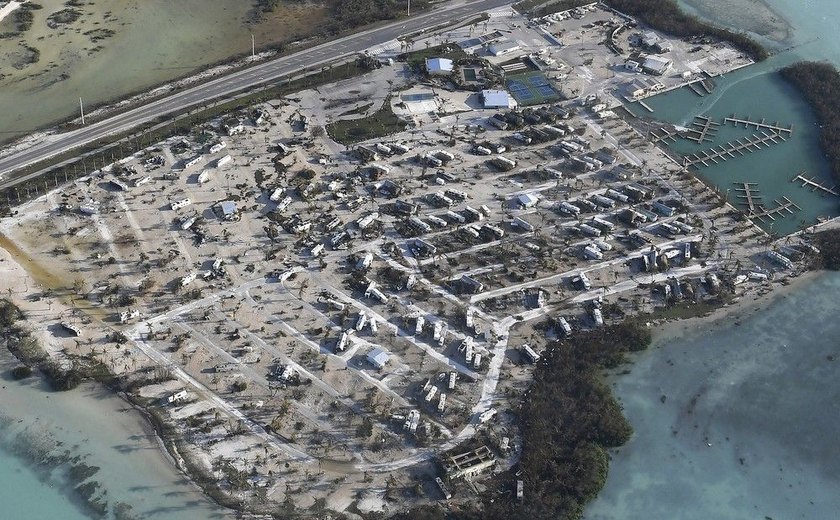 Após passagem de furacão, seis pessoas morrem em casa de repouso na Flórida