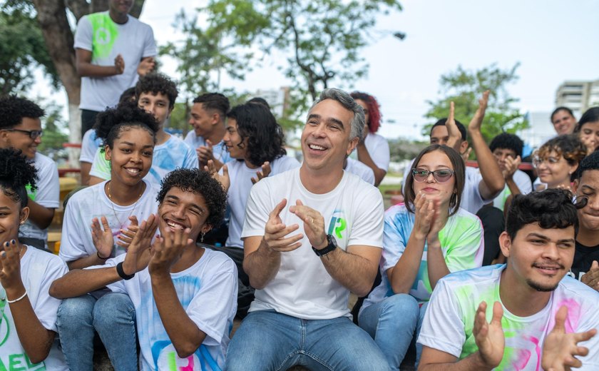 Rafael Brito lança iniciativa inédita que insere jovens e adultos no mercado de trabalho