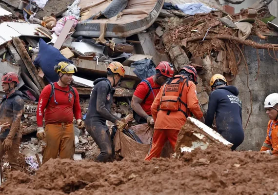Mortos em temporais em Juiz de Fora e Ubá chegam a 36