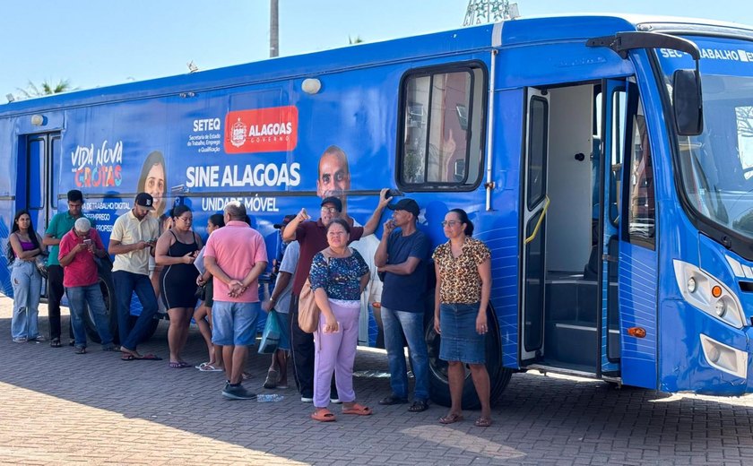 Programa social É a Minha Vez realiza ação para moradores do Jacintinho