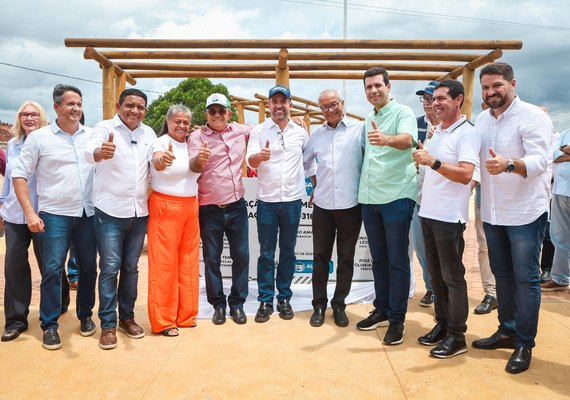 Paulo Dantas entrega mais uma obra do Alagoas de Ponta a Ponta e a 55ª Creche Cria