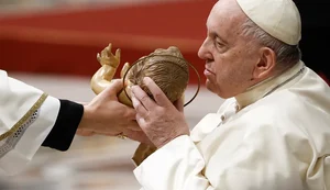 Papa critica guerras e faz referência à Ucrânia na Missa do Galo