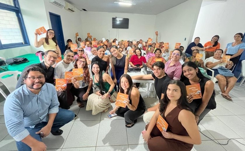 Procon Educa leva orientações sobre golpes virtuais a idosos do Cras Sônia Sampaio