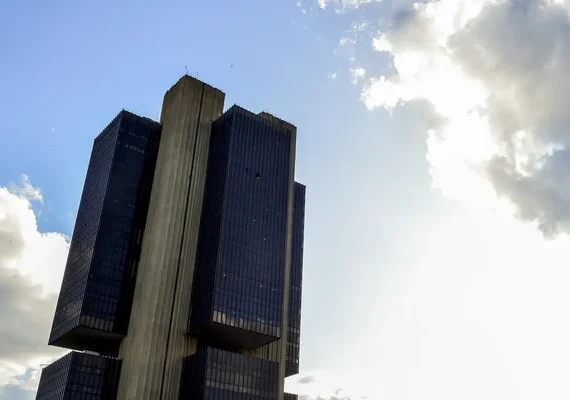Copom decide nesta quarta se mantém Taxa Selic em 15% ao ano