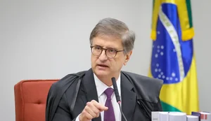 PGR não vê abuso de André Mendonça em investigação contra Moraes