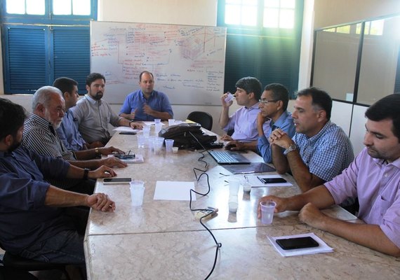 Falta de espaço para derivados lácteos produzidos em Alagoas é tema de reunião