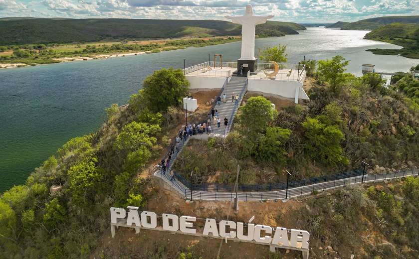 Homem é preso em Pão de Açúcar após oferecer dinheiro a criança para beijo