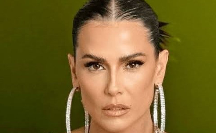 Deborah Secco revela ter sido trancada por ex para não comer