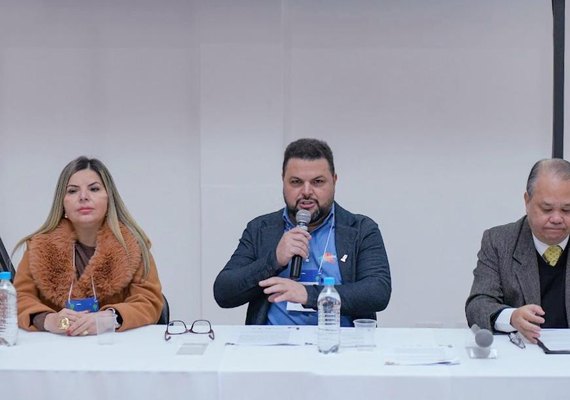 Cosems-AL discute em Congresso do RS estratégias para reduzir judicialização na saúde