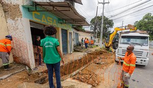 Ligação clandestina foi causa de afundamento na Vila Saem, diz prefeitura