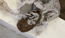 Mulher de 18 anos é detida ao tentar entrar com droga no presídio Cyridião Durval