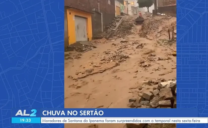 Temporal provoca alagamentos e adia evento em Santana do Ipanema
