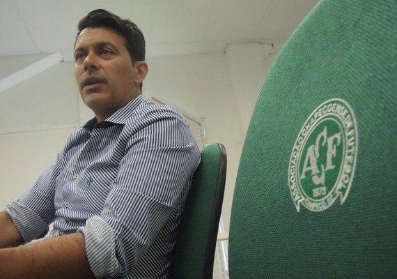 Diretor diz que nova Chapecoense terá força, velocidade e cogita 'craques'