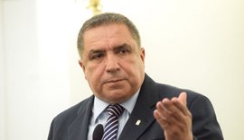 Sertanejos agradecem deputado Inácio Loiola pela ordem de serviço da estrada do feijão