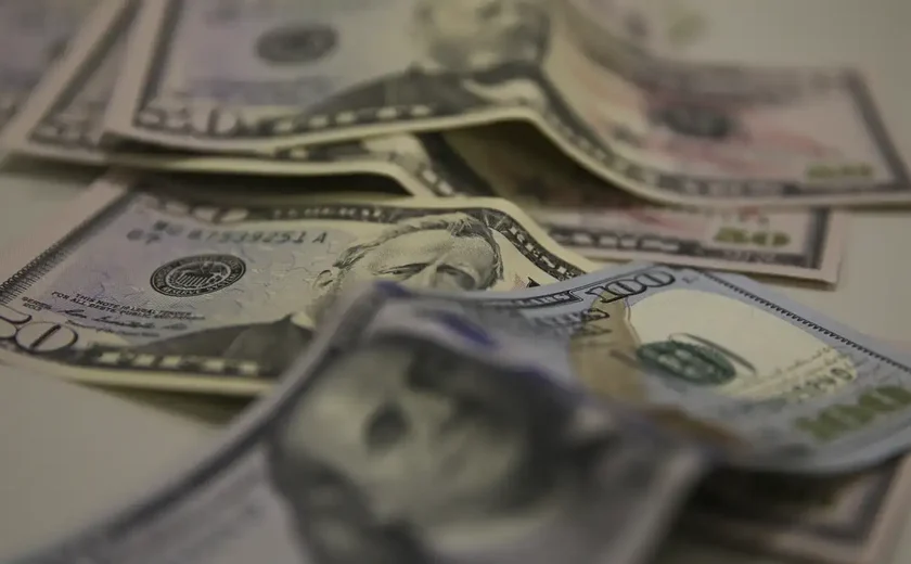Brasil e Estados Unidos retomam negociação após tarifaços de 25% e 12,5%
