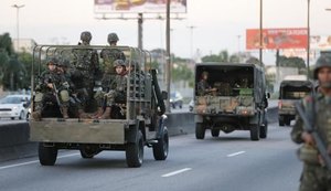 Militares já estão operando nas ruas e avenidas do Rio de Janeiro