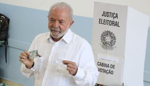 Luiz Inácio Lula da Silva é eleito e vai voltar à Presidência da República após 12 anos