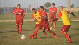 CRB relaciona 19 atletas para o jogo contra Luverdense em Cuiabá