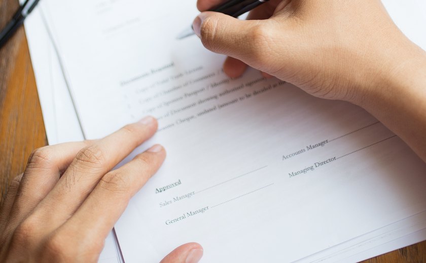 Contrato de casamento vira tendência e ganha força com reprise de 'Vale Tudo'