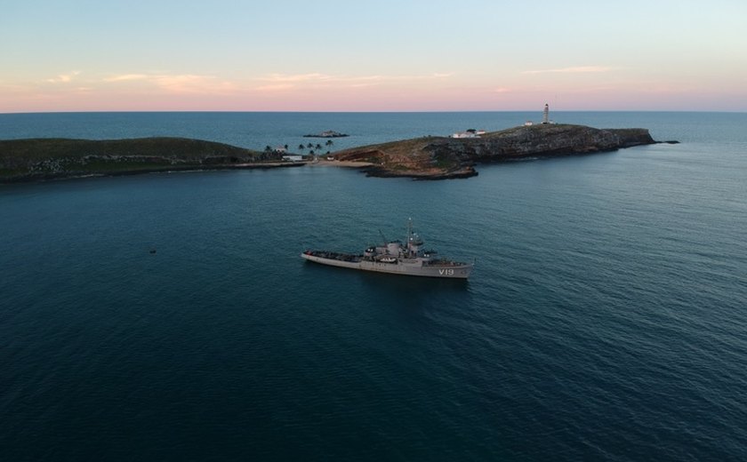 Marinha do Brasil abre visitação à corveta 'Caboclo' no Porto de Maceió