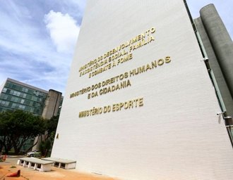 Ministérios reagem à absolvição de homem que estuprou menina em MG