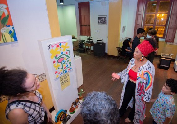 Exposição Amor Preto Cura é prorrogada no Museu da Imagem e do Som de Alagoas