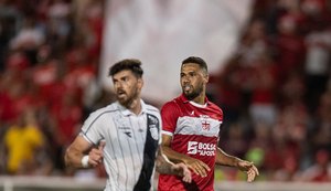 Luiz Phellype celebra boa fase e pede apoio da torcida do CRB