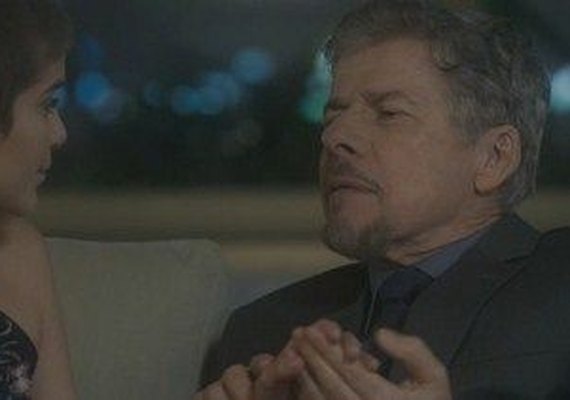 'A Lei do Amor': Tião prepara vitamina batizada e manda Letícia para o hospital