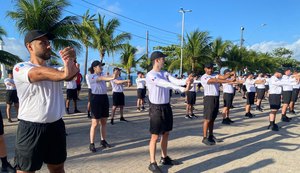 Futuros delegados da Polícia Civil iniciam preparação física com corrida na orla