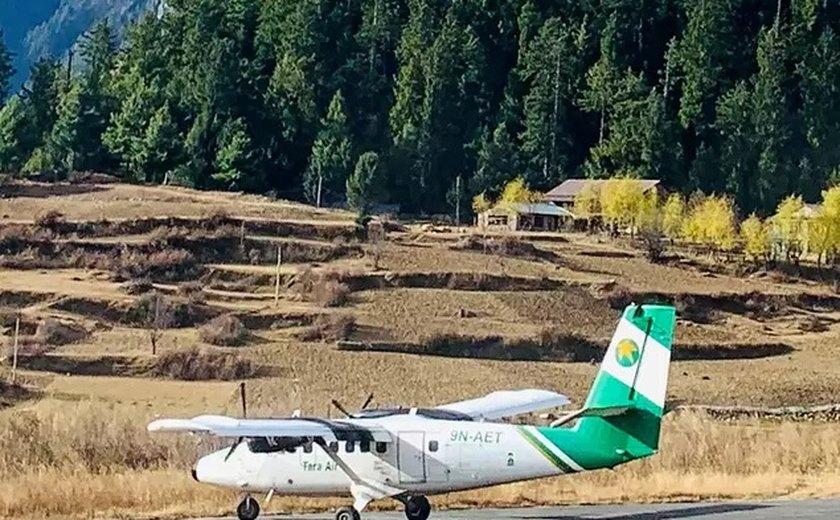 Avião com 22 pessoas desaparece no Nepal