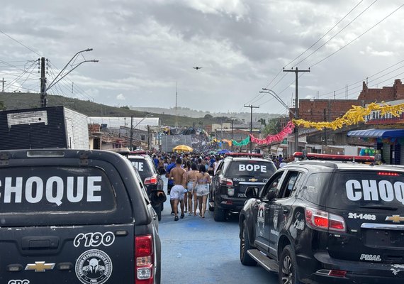 PM/AL garante tranquilidade durante desfile do Bloco Tudo Azul em Murici