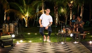 Cantor Highlander aposta no 'arrochanejo' e faz sucesso nas plataformas digitais
