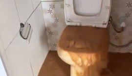 Capela registra retorno de esgoto dentro de casas e moradores denunciam falhas no saneamento