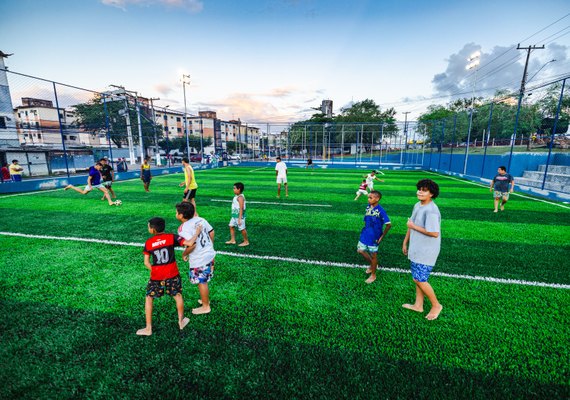 Construção de arenas esportivas vai beneficiar 15 localidades de Maceió