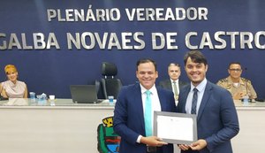 Câmara concede comenda Pontes de Miranda ao advogado Napoleão Ferreira Júnior