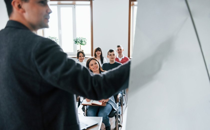 Capacitação orienta MEIs sobre como vender para o poder público; saiba como participar