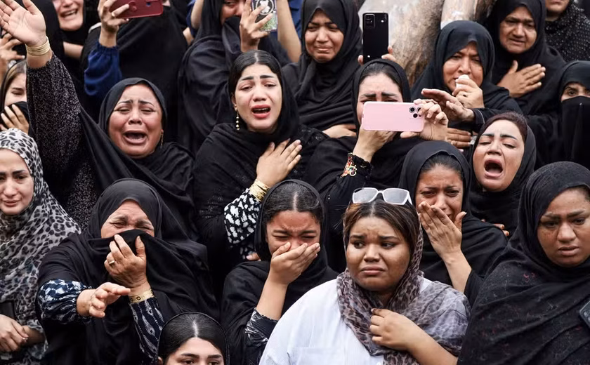 Ataque a escola mata 168 meninas no Irã