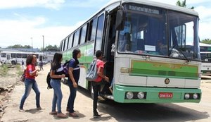 Seduc permite que escolas contratem profissionais para transporte de estudantes