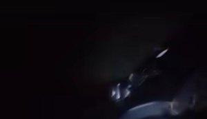 Carro com família perde controle e cai em ponte no povoado Tangil