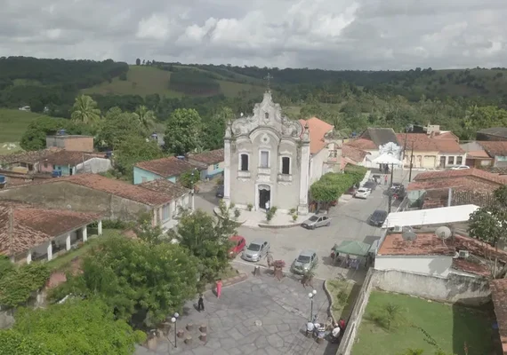 Homem é esfaqueado durantes discussão após bebedeira em Santa Luzia do Norte