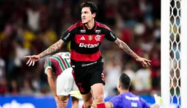 Com dois gols de Pedro, Flamengo vence Fluminense pelo Brasileirão