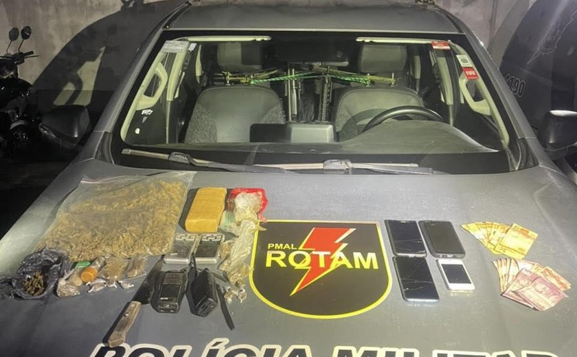 Rotam prende homem manipulando e embalando drogas na frente das filhas no Benedito Bentes