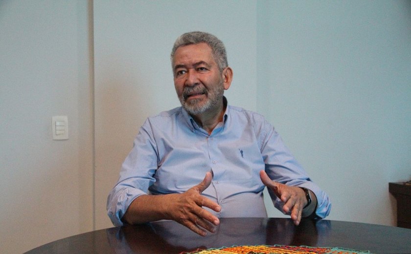 Paulão presta solidariedade ao governador Renan Filho após repercussão de áudio