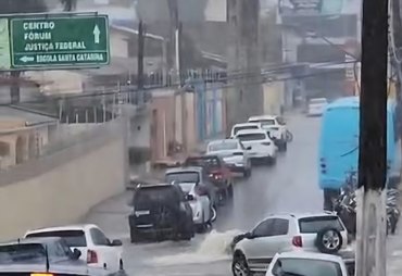 Temporal alaga ruas em vários pontos de Arapiraca