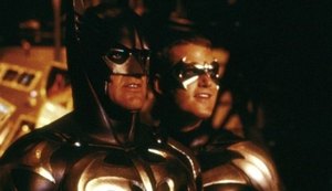 Diretor de 'Batman &amp; Robin' tinha planos para outro filme com os super-heróis