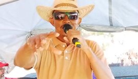 Cantor de forró é encontrado morto com ferimentos de facão