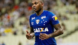 Atacante Sassá, do Cruzeiro, terá que passar por cirurgia no joelho esquerdo