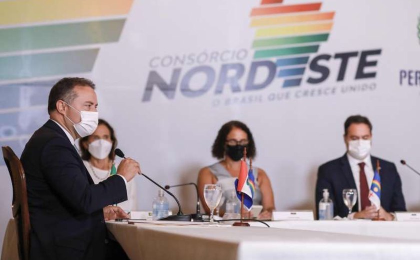 Renan Filho destaca importância do Consórcio Nordeste para os estados da região