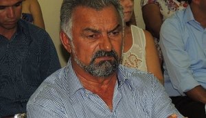 Ex-prefeito de Carneiros é condenado por improbidade